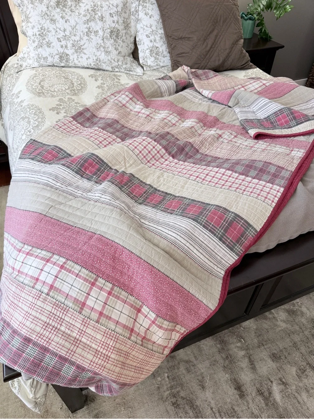 Cozy Cabin Quilt King Size Red Plaid Stripes